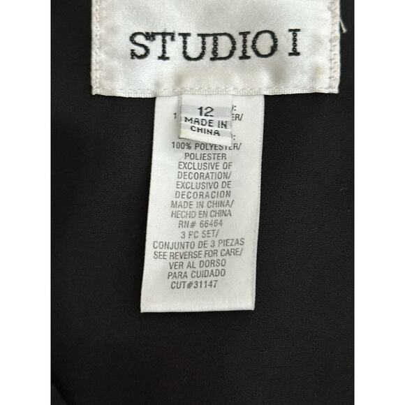 Studio I Women’s Black Top Size 12 Black Sleeveless Top With Decorative Beads - Picture 14 of 16